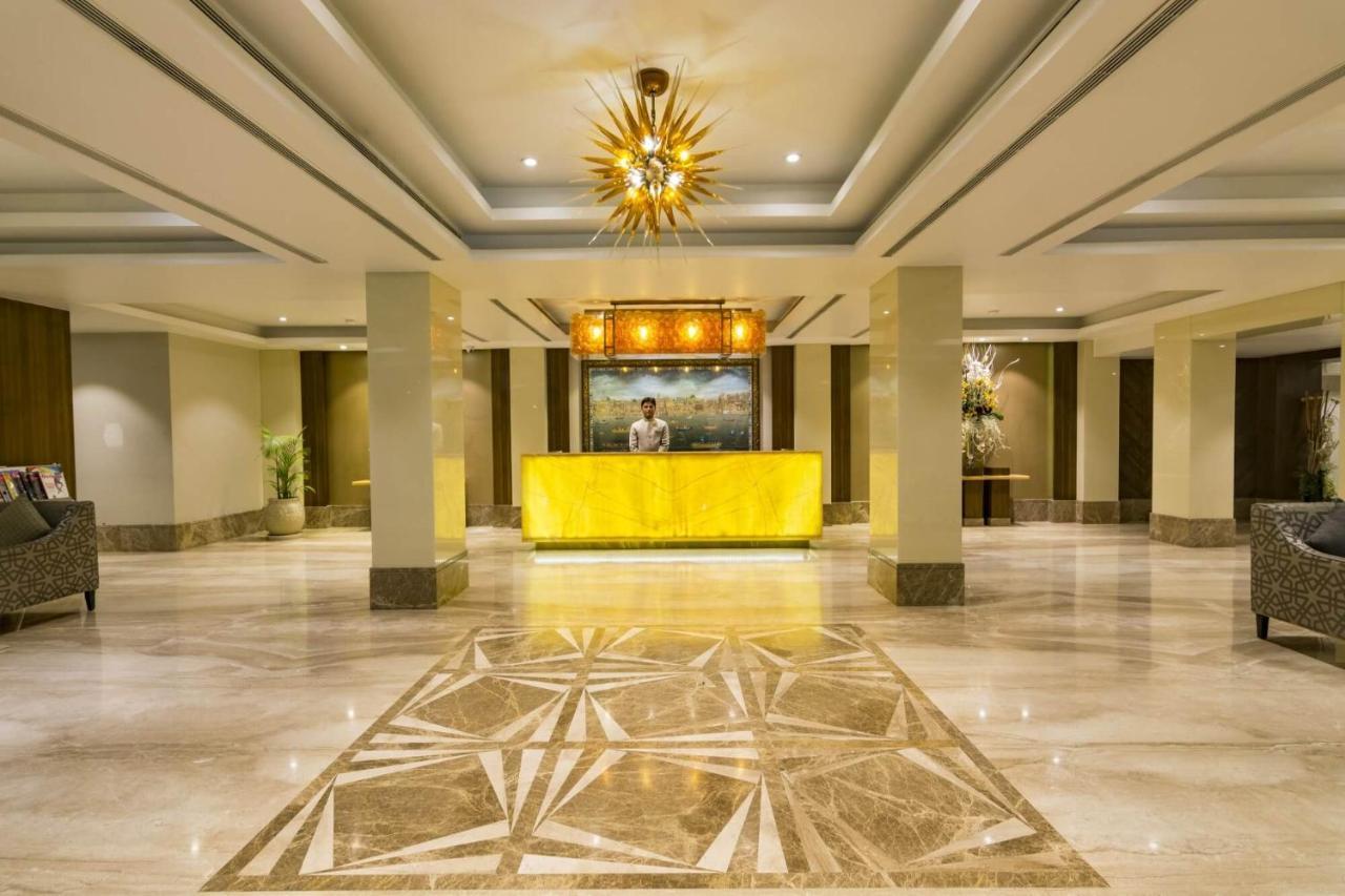 Hotel The India Benares Esterno foto
